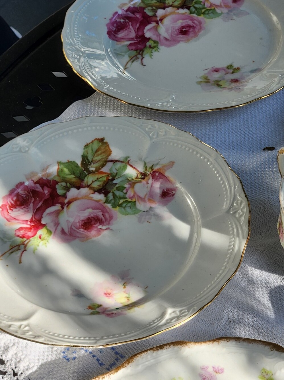 2 Vintage German Porcelain Rose Tea Plates - Picture 7 of 9
